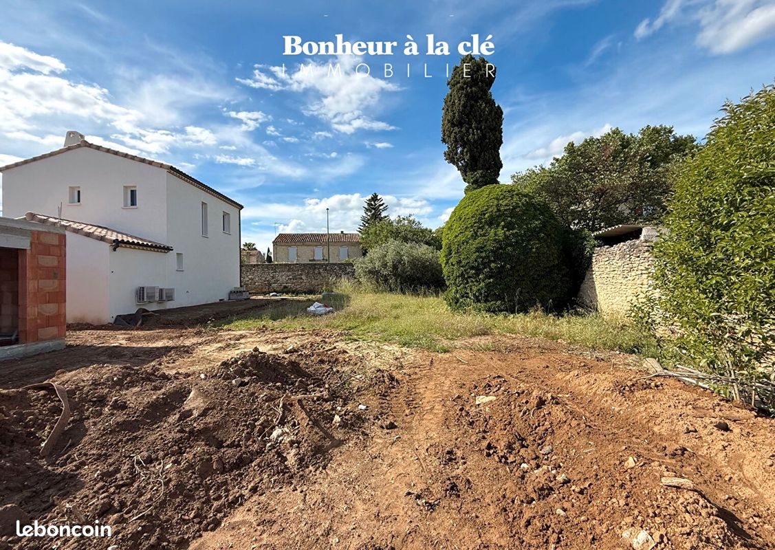 Terrain 377 m² · à Bezouce · 377 m² · 115 000 €