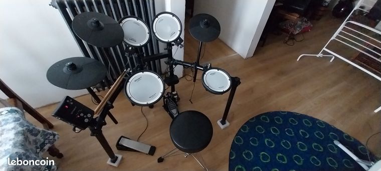 Batterie électronique Roland V-Drum VAD 503 - Sud Musique