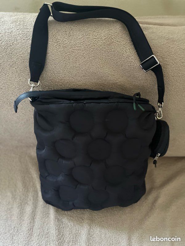 Sac lacoste bleu marine (image 5)
