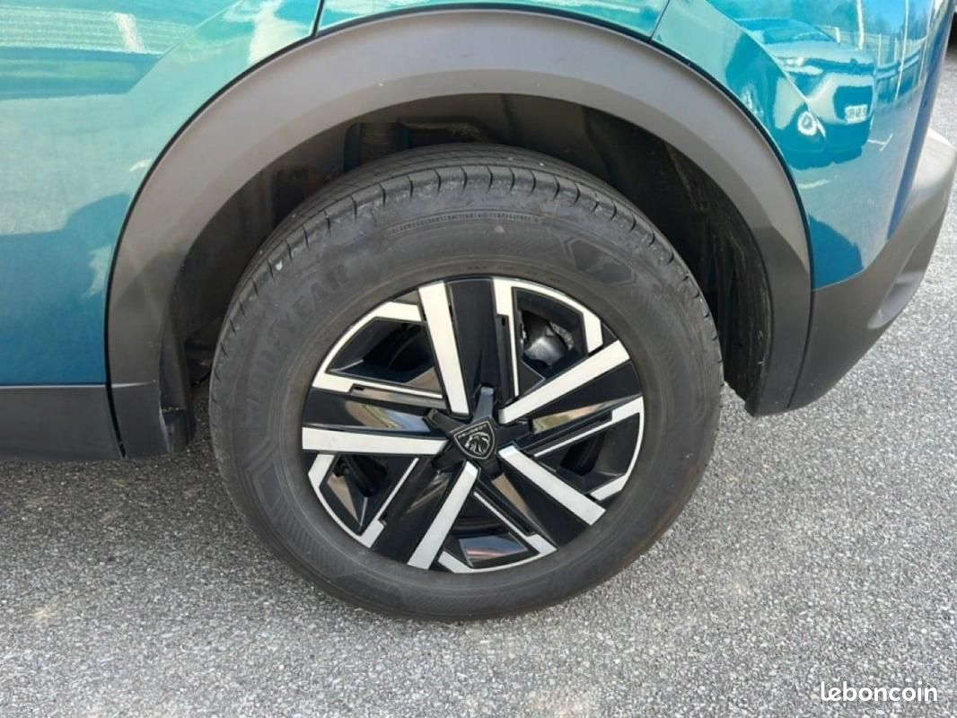 Peugeot 2008 Hybrid 145 e-DCS6 Style (image 11)