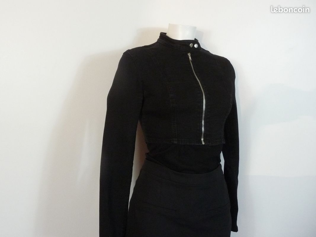Veste courte noire droite col mao - La Fée Maraboutée