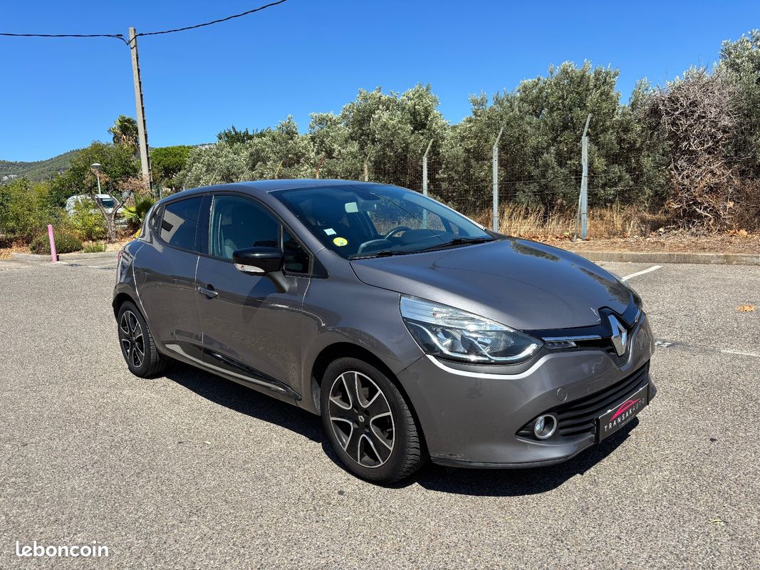RENAULT CLIO IV dCi 90 eco2 Limited 90g (image 36)