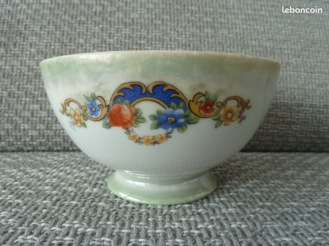 Bol vintage décor petite guirlande de fleurs (image 1)