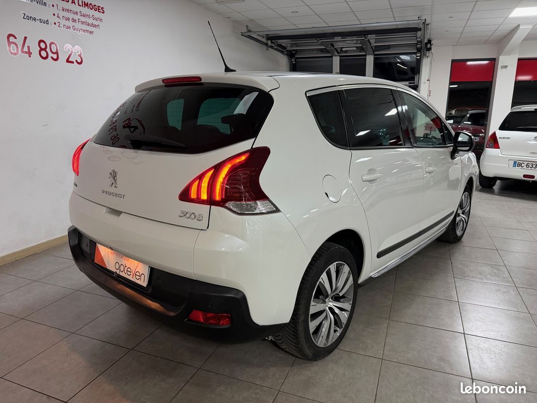 PEUGEOT 3008 1.6 BlueHDI 120 Ch Crossway LCA87 (image 2)