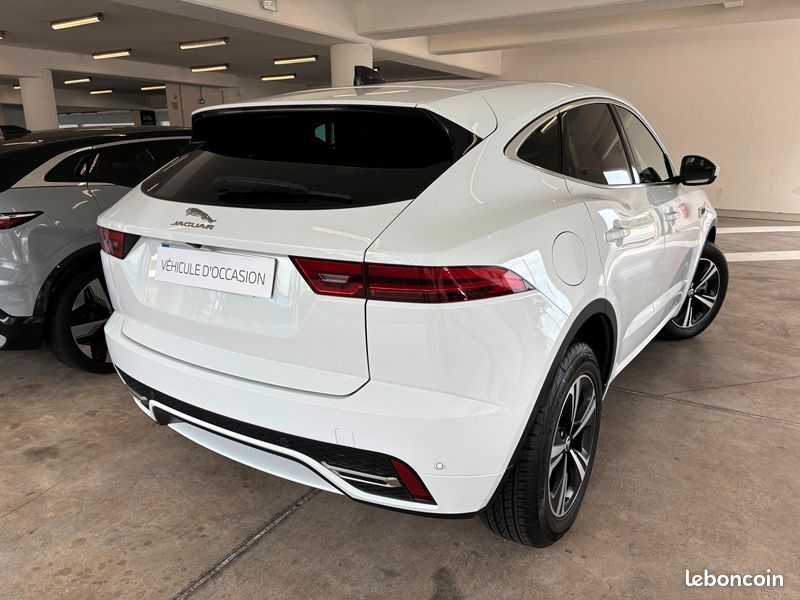 Jaguar E-PACE P300e R-Dynamic S (image 2)