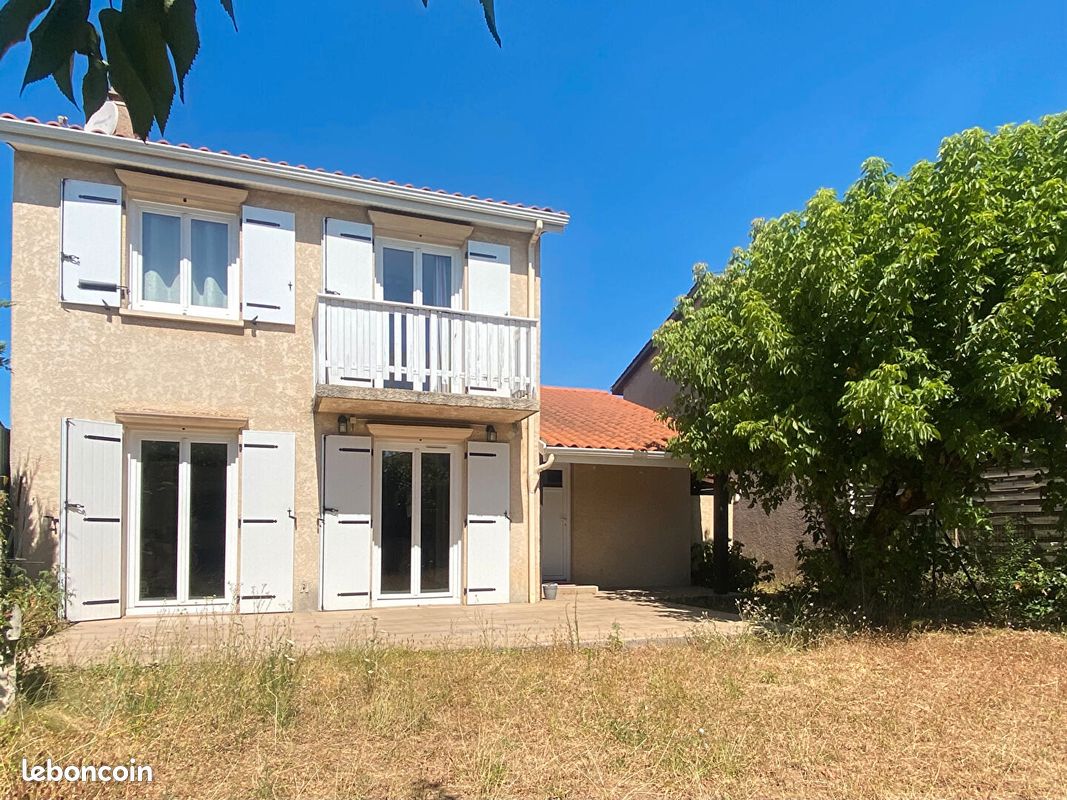 Maison 4 pièces 90 m² · à Genas · 90 m² · 370 000 €