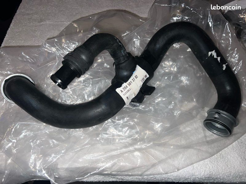 Durite conduite flexible tuyaux de liquide de refroidissement de radiateur Mercedes Classe C W204 S204 E W212 S212 C207 berline Break coupe neuf original (image 1)