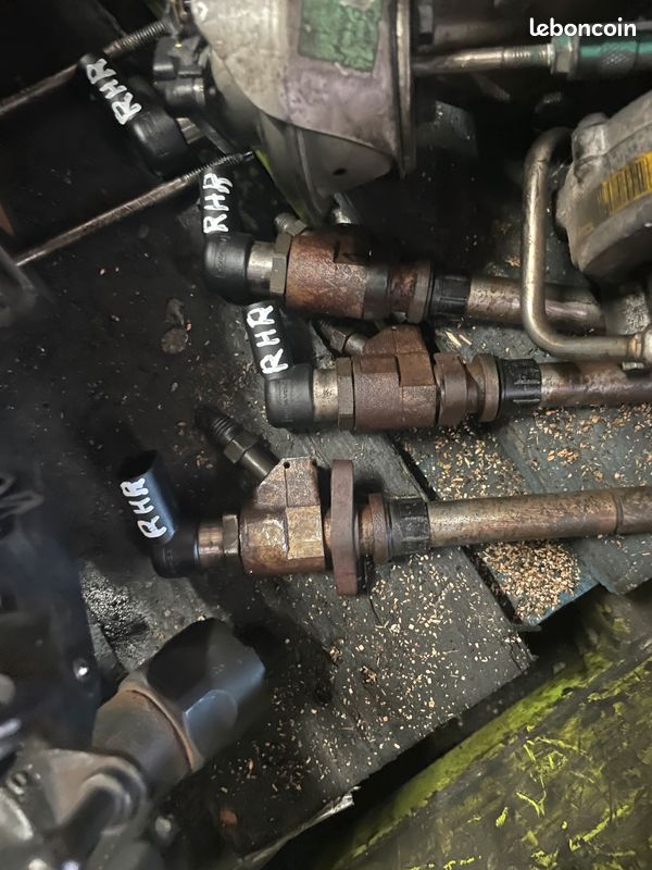Injecteurs / Bas-moteur 2.0hdi 136cv / 120cv RHR / RHK (image 2)