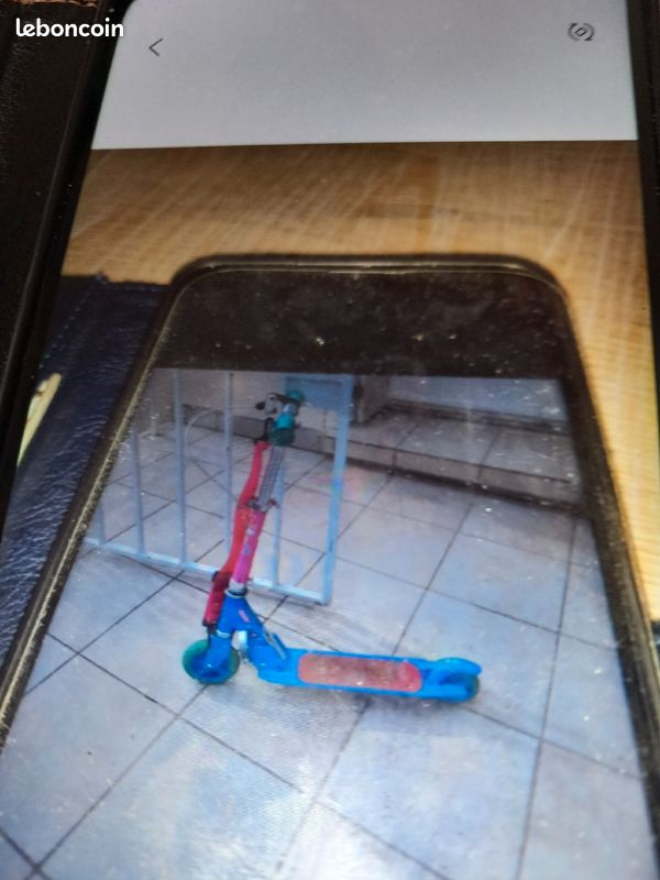Trottinette pliable (image 3)