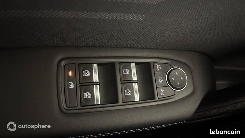 Renault Captur 1.6 E-Tech full hybrid 145ch esprit Alpine (image 28)