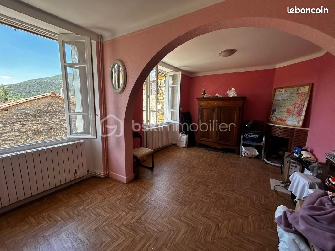 Maison 4 pièces 89 m² · à La Cresse · 89 m² · 135 000 €