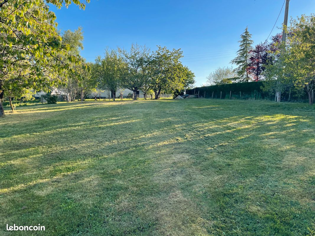 Terrain à bâtir · à Seyches · 29 990 €