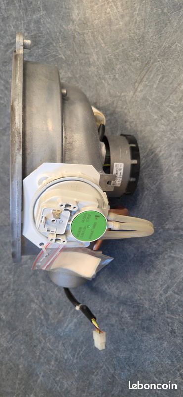 Ventilateur HV32 Réf. F3AA40644 - FRISQUET (image 2)