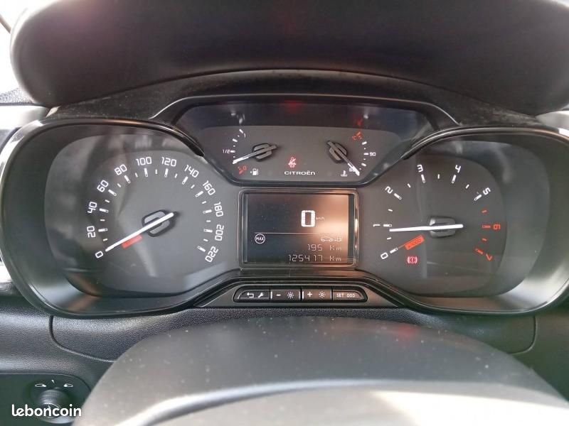 Citroen C3 1.5 BlueHDi 100ch S&S Feel Business (image 11)