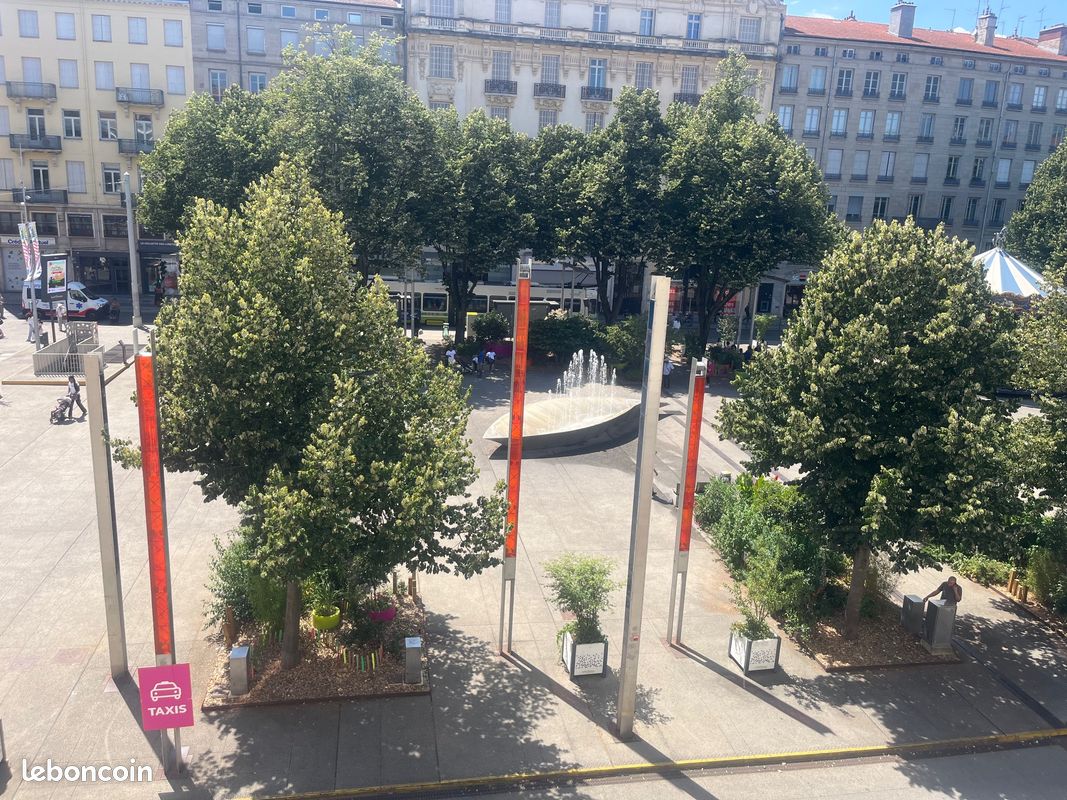 Appartement 3 pièces 80 m² · à Saint-Étienne · 80 m² · 800 €/mois