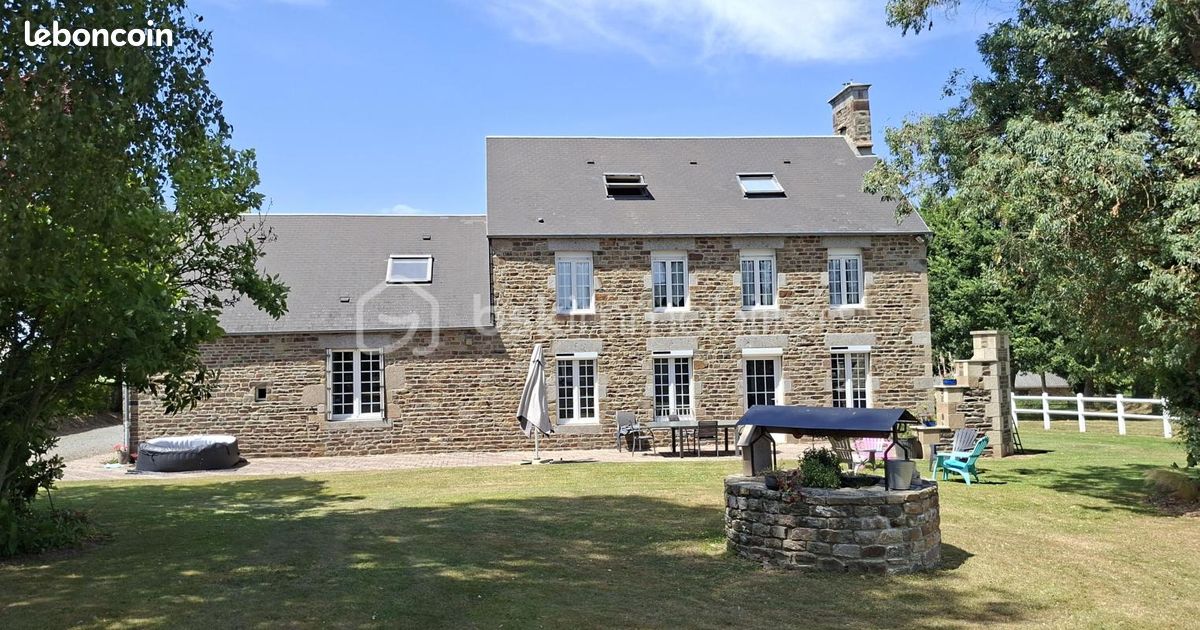 Maison 8 pièces 208 m² · à Souleuvre en Bocage · 208 m² · 335 000 €
