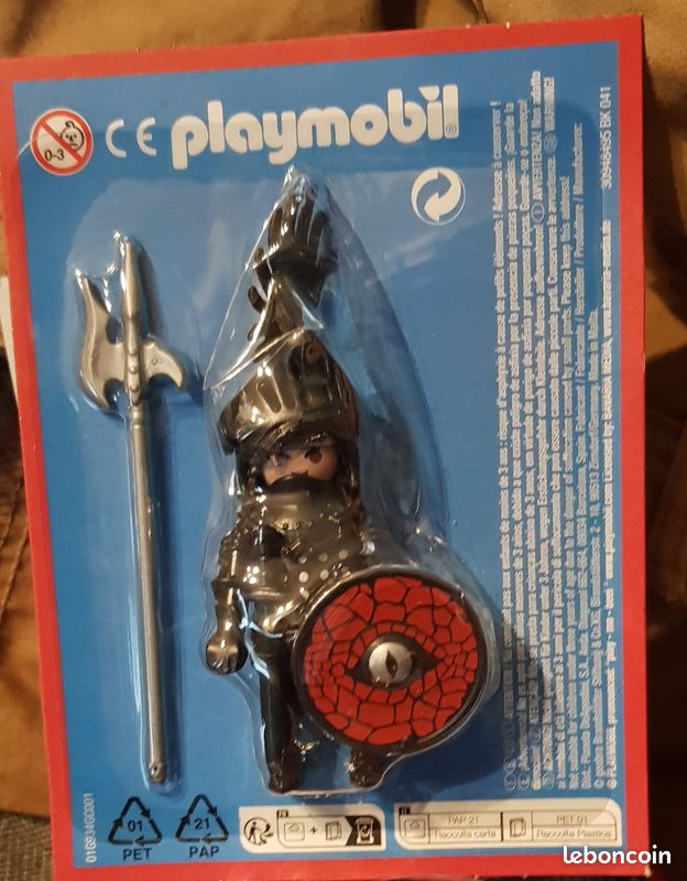 Playmobil. AVENTURES DE L'HISTOIRE. LE CHEVALIER NOIR (image 2)