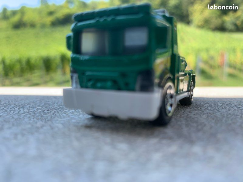 Petite voiture (image 3)
