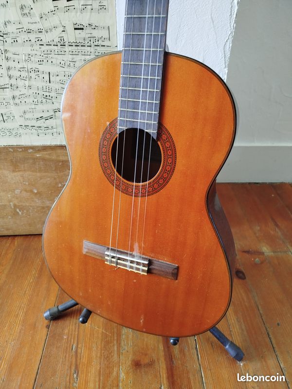 Guitare Yamaha C-70 (image 2)