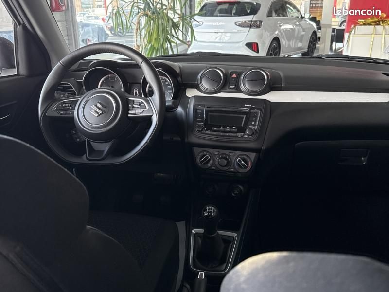 Suzuki Swift 1.2 Dualjet Hybrid 83ch Avantage (image 17)