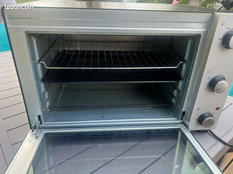 Four Valberg 46L chaleur tournante 1800W-Très bon état (image 2)