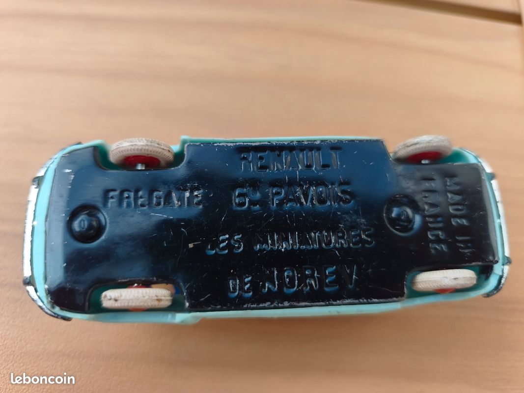 Renault Frégate Norev ancienne – Miniature 1/43 – Vintage (image 2)