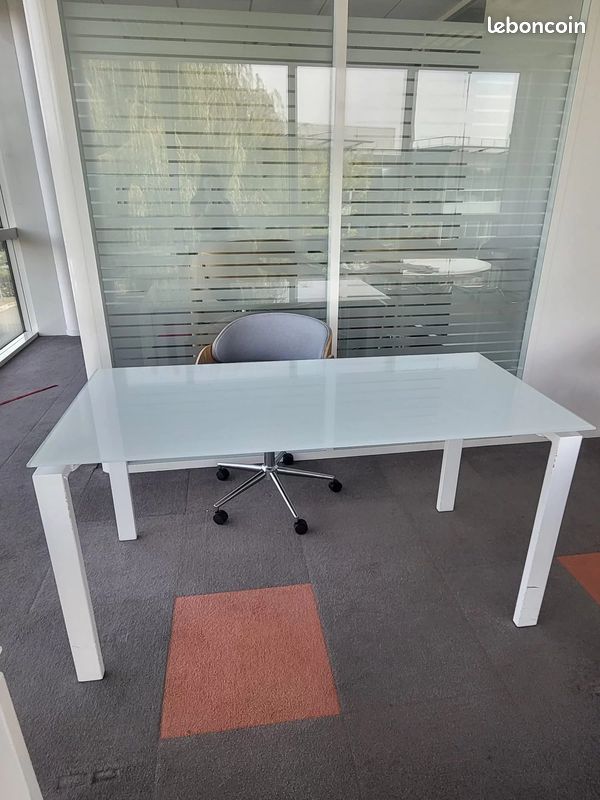 Grand choix de bureaux (image 3)