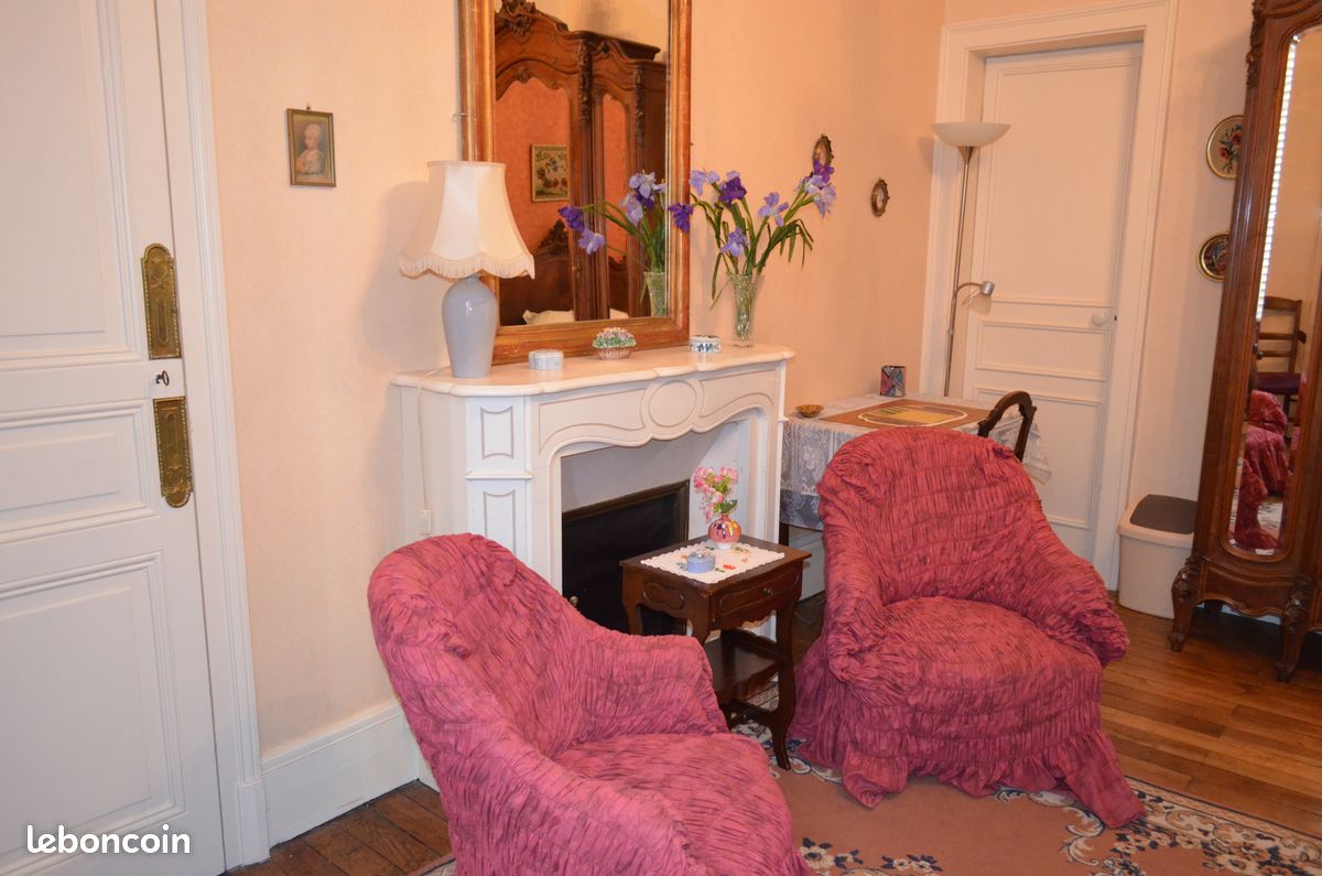 LOCATION CHAMBRES Meublés LIMOGES proche bords de vienne - Limoges 87000 (image principale 1)