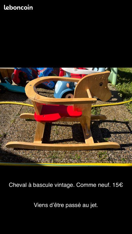 Cheval à Bascule Vintage En Bois – Jouet Ancien, Décoration Authentique