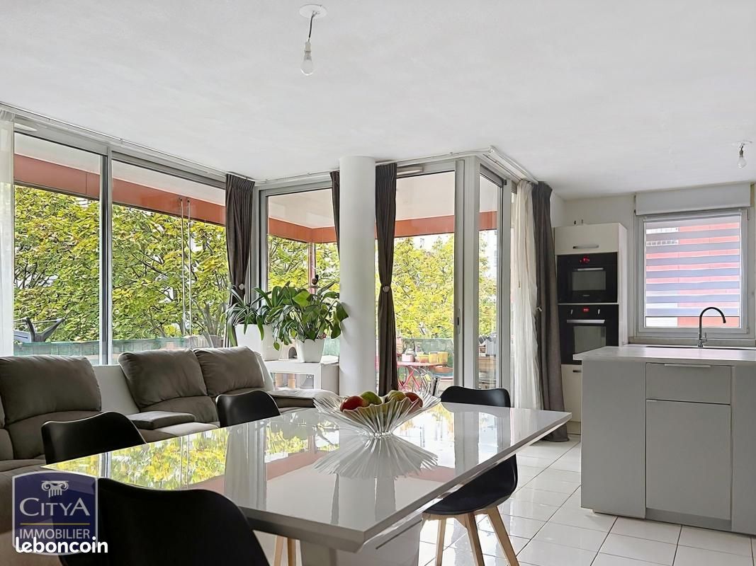 Appartement 4 pièces 76 m² · à Grenoble · 75,5 m² · 139 000 €