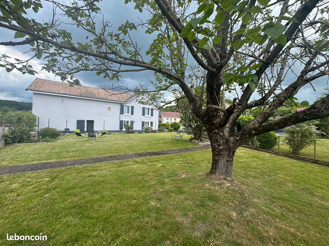 Maison 7 pièces 163 m² · à Champey · 163 m² · 191 000 €