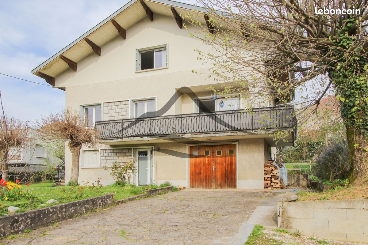 Maison 7 pièces 247 m² · à Aix-les-Bains · 247 m² · 529 000 €