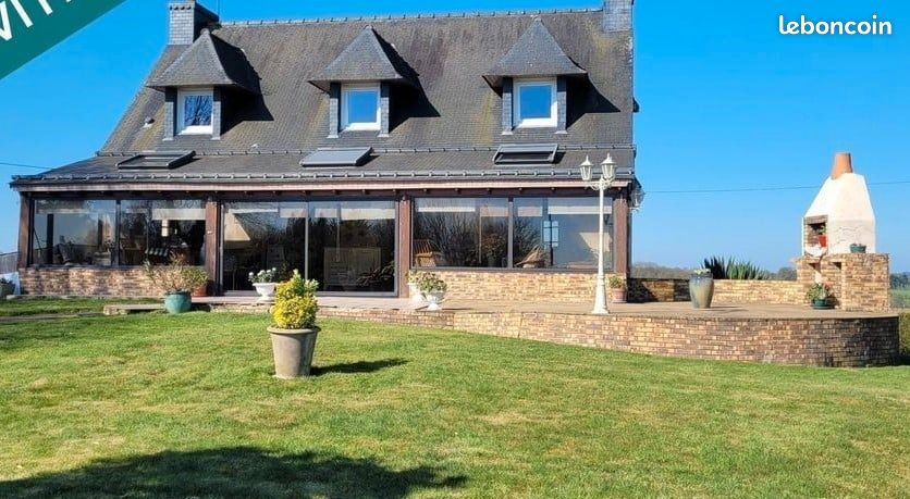Maison 6 pièces 130 m² · à Plumelin · 130 m² · 232 000 €
