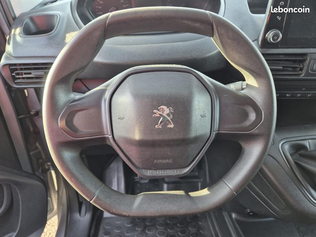 PEUGEOT PARTNER Standard 1000KG 1.5 BlueHDi S&S - 100 III Grip Standard PHASE 1 GARANTIE 6 MOIS (image 10)