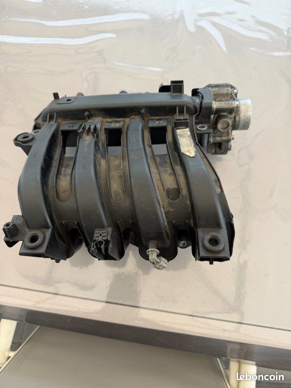 Pipe admission Clio 3 phase 1 1.2 16 V (image 1)
