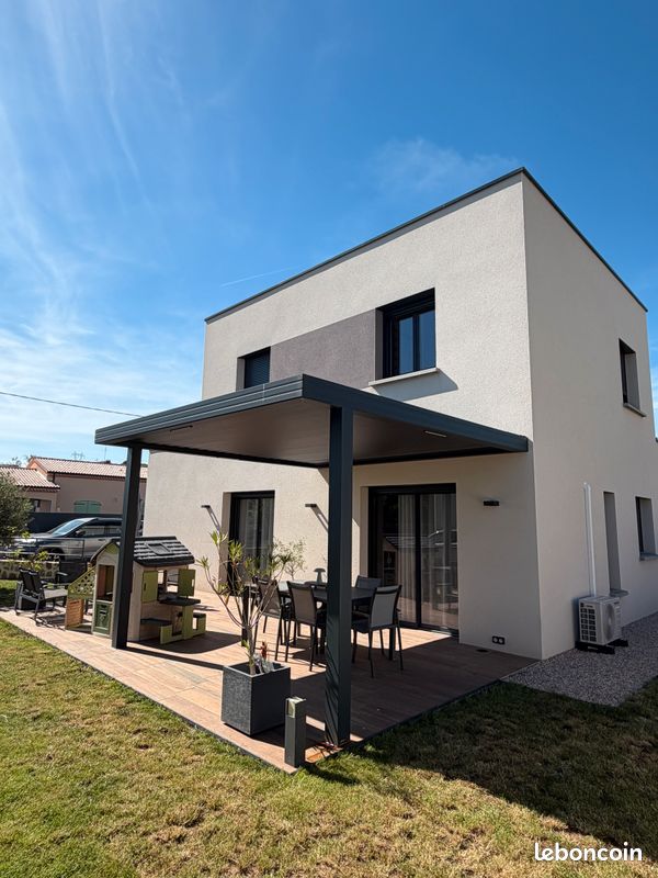 Maison 6 pièces 99 m² · à Issoire · 99 m² · 335 000 €