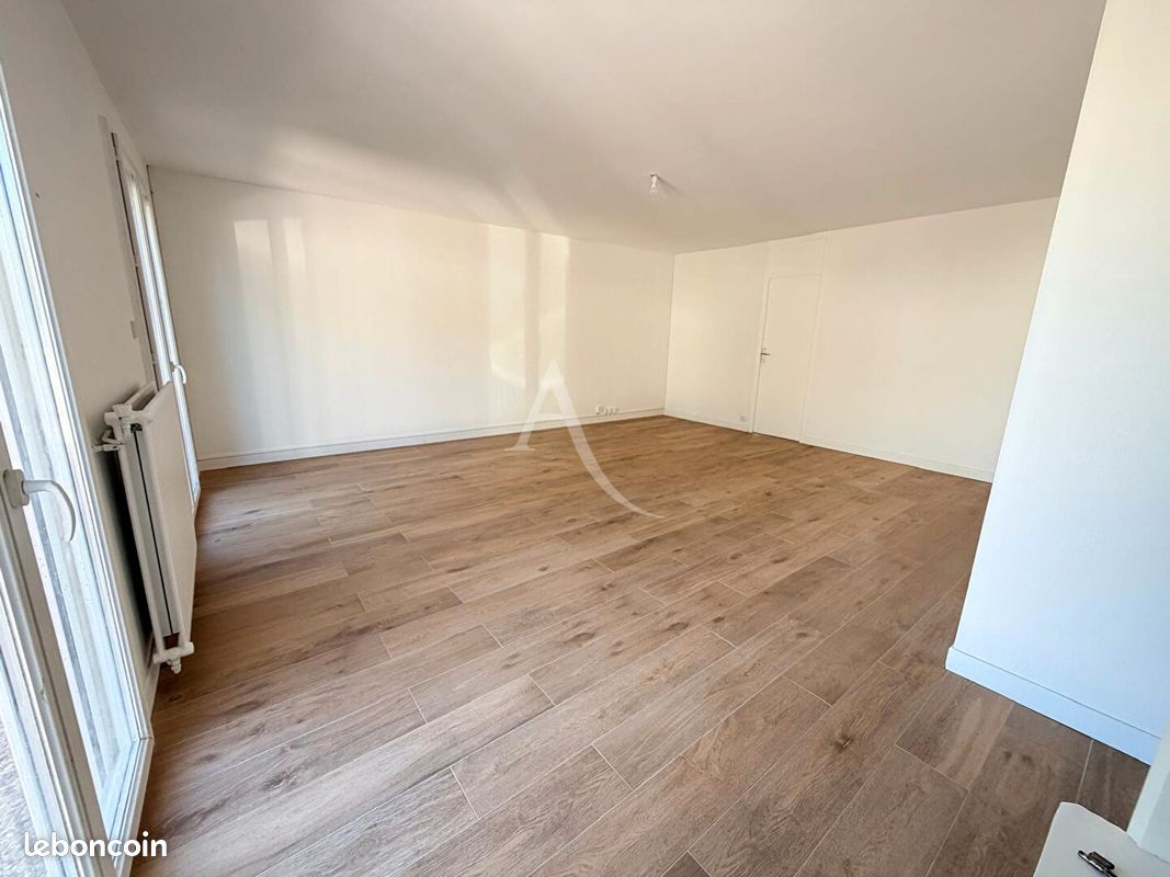 Maison 5 pièces 101 m² · à Saint-Médard-en-Jalles · 101 m² · 389 900 €