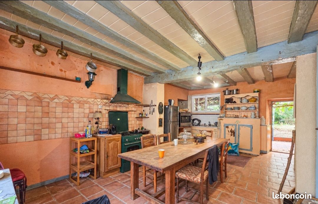 Maison 4 pièces 111 m² · à Cléré-les-Pins · 111 m² · 138 700 €