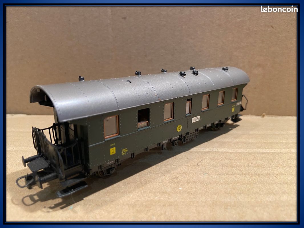 ROCO 64617 HO - Voiture type EST 2ècl ep IV SNCF - Modélisme ROCO 64617 HO - Voiture type EST 2ècl ep IV SNCF - Modélisme