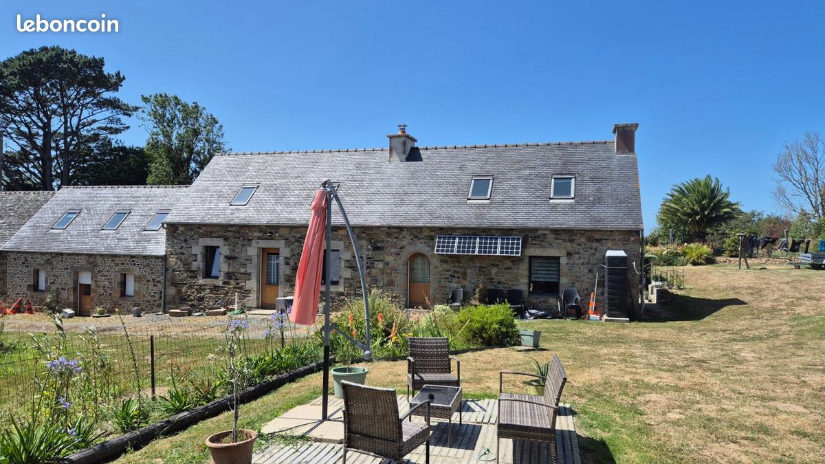 Maison 7 pièces 179 m² · à Lanmeur · 179 m² · 332 000 €