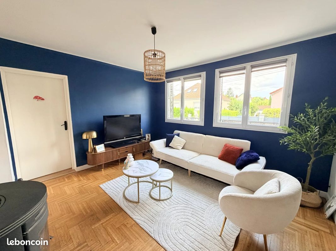 Maison 6 pièces 131 m² · à Sainte-Savine · 131 m² · 239 000 €