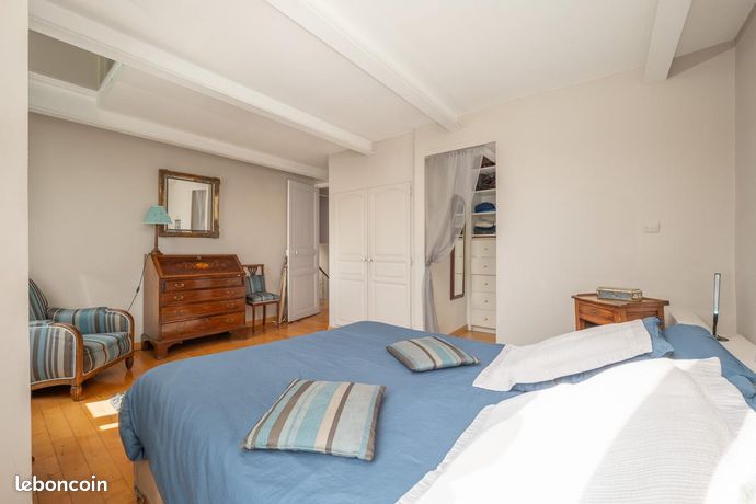 Maison 4 pièces 164 m² — 6