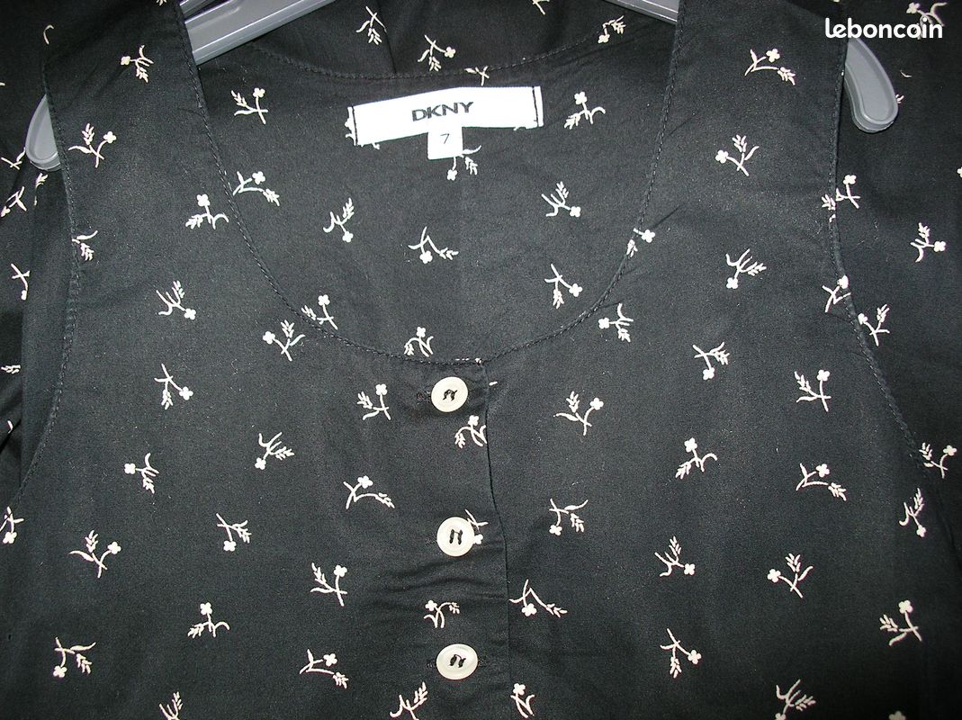 Robe DKNY noire petites fleurs blanches 7 ans (image 3)