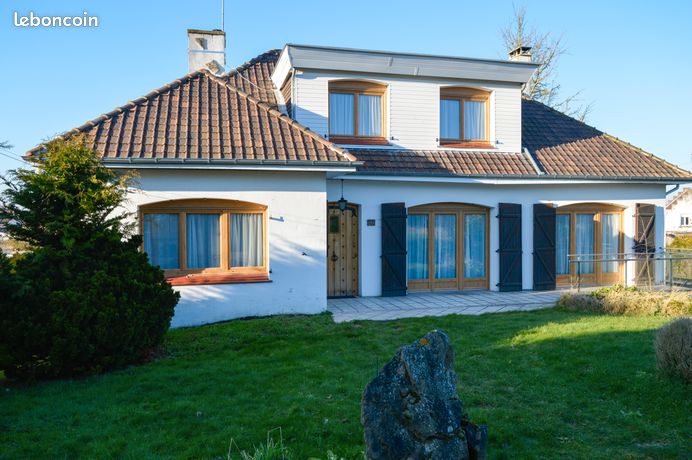 À vendre – Maison familiale avec grand terrain, dépendance et fort potentiel