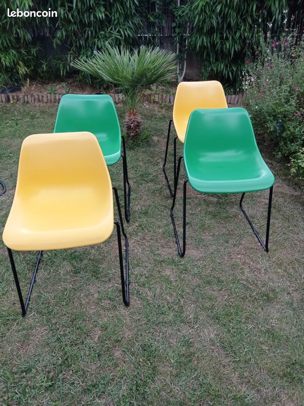 Chaises (image 1)