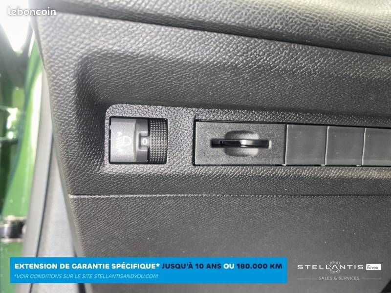Peugeot 308 PureTech 110ch S&S BVM6 Active Pack (image 18)