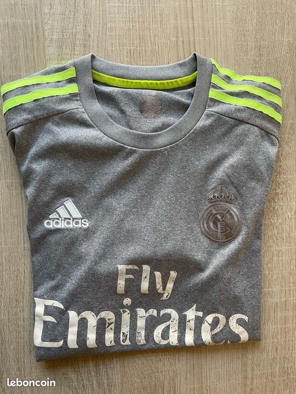 Maillot Liga 2016/2017 - Domicile, Extérieur, Third