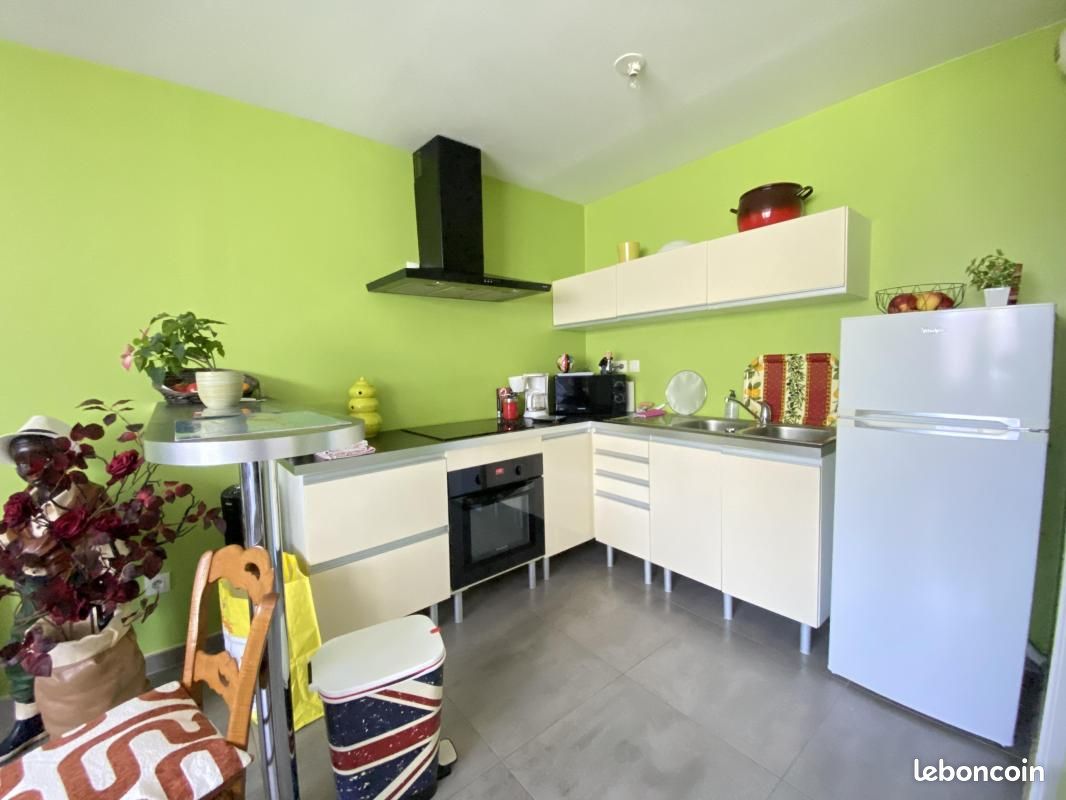 Appartement 3 pièces 48 m² · à Valenciennes · 48 m² · 590 €