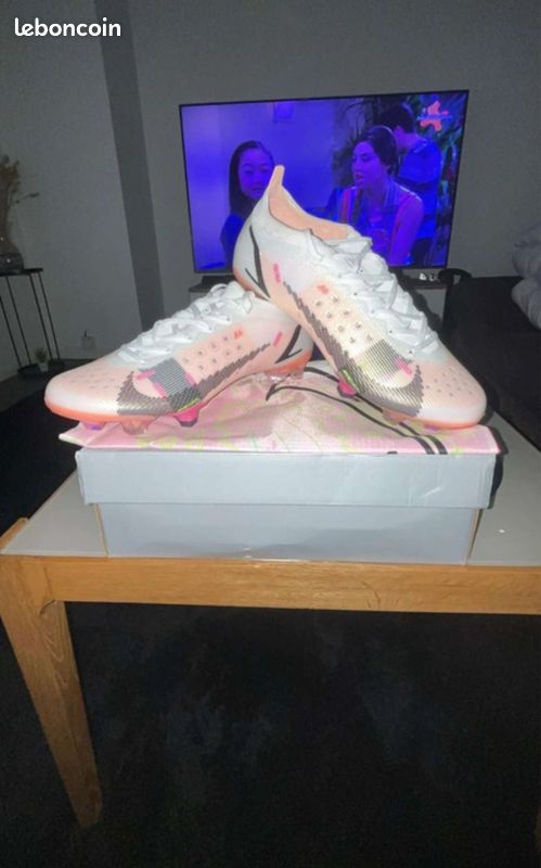 Crampon nike Elite taille 42 (image 1)