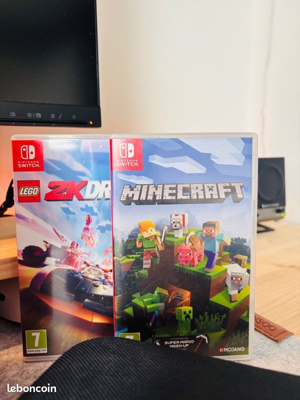 Switch oled parfait état + mario kart + minecraft (image 3)